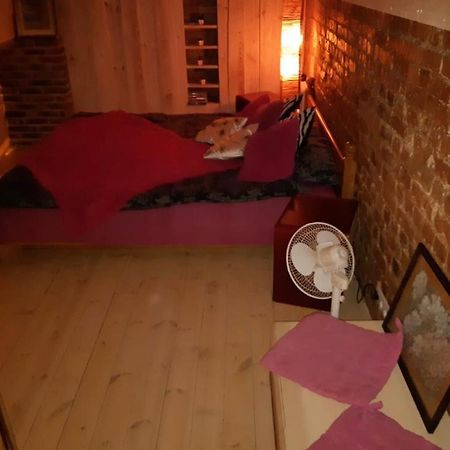 2 Story Studio Apartment Free Parking Included Рига Екстериор снимка
